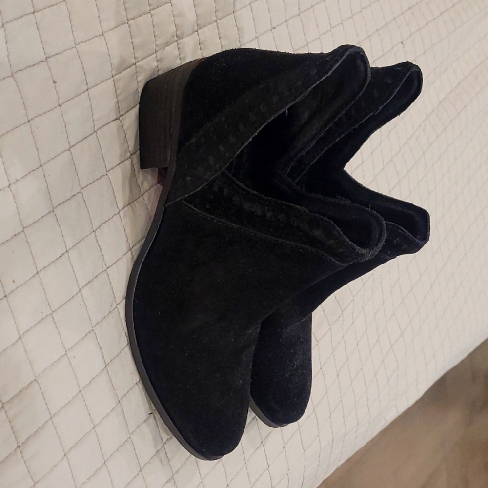 BCBG booties